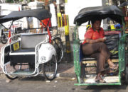 Becak Becak Berkarya: Cerita Menyentuh ‘Tolong Bawa Saya’ dalam Dunia Becak Becak Becak Berkarya: Cerita Menyentuh ‘Tolong Bawa Saya’ dalam Dunia Becak