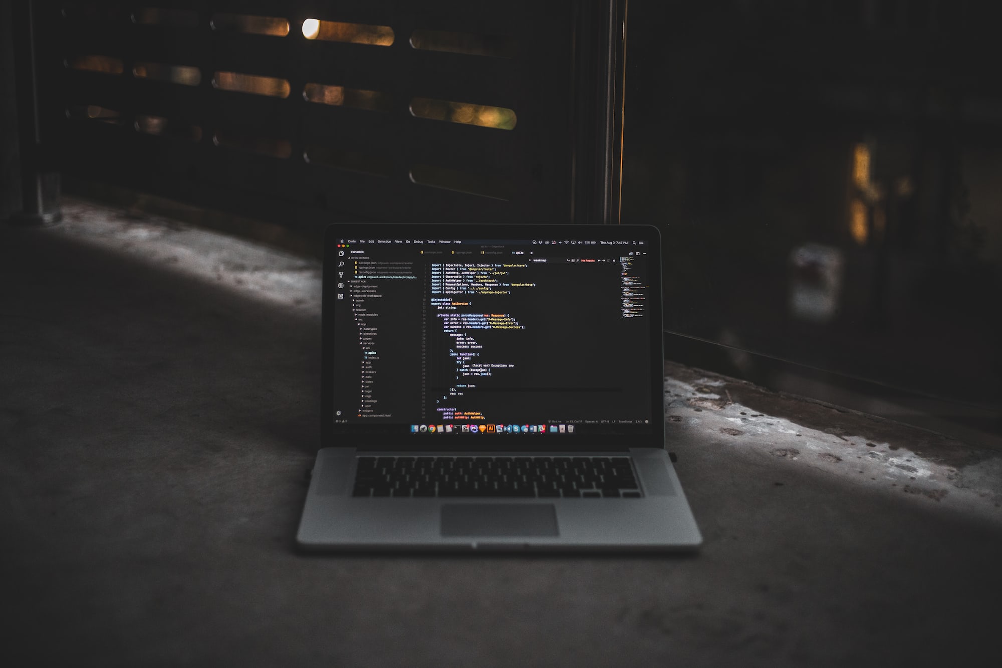 Salah Satu Jenis Hardware yang Berfungsi Menyuplai Energi Listrik ke Perangkat CPU adalah