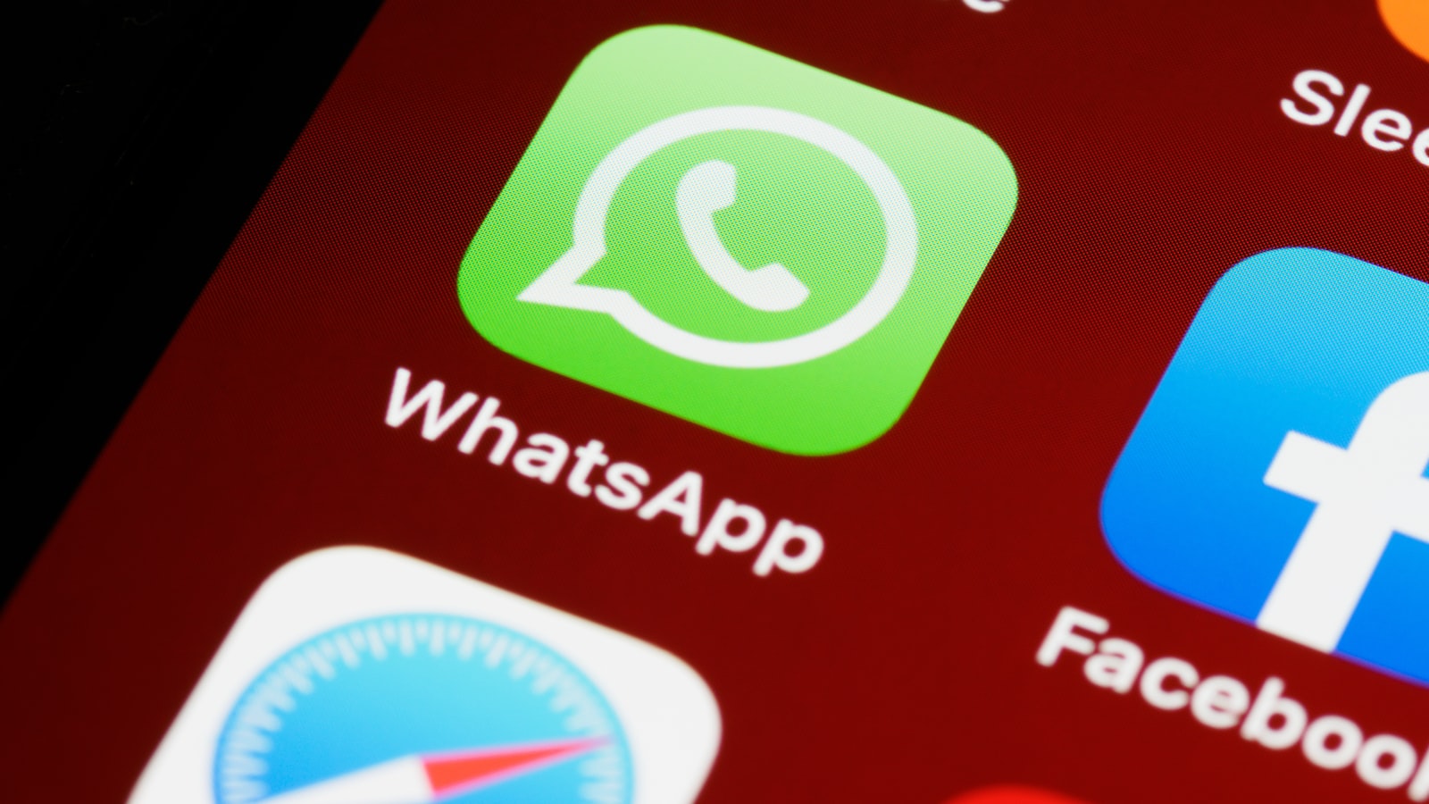 WhatsApp Plus Mod ApkPure: Revolusi Komunikasi!