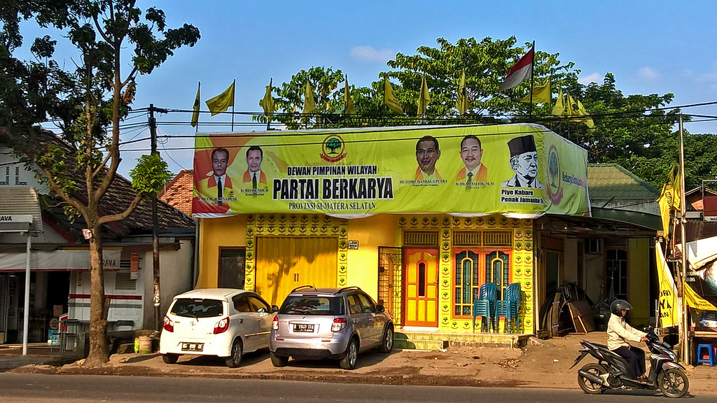 Berkarya dan Raih Uang Nyata Dengan Aplikasi Kreatif