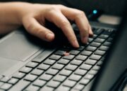 Misteri Selubung Privasi: Bolehkah WA GB Mengintai Status Anda? Misteri Selubung Privasi: Bolehkah WA GB Mengintai Status Anda?