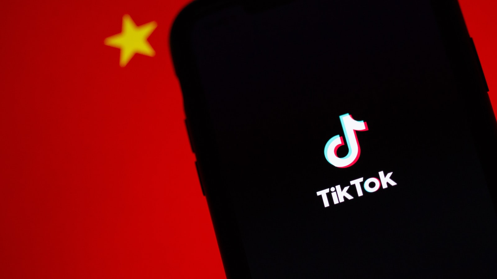 Tantangan Kreatif TikTok 18+ APK: Mengeksplorasi Seni​ Digital ⁣dengan ‌Lebih Bebas!