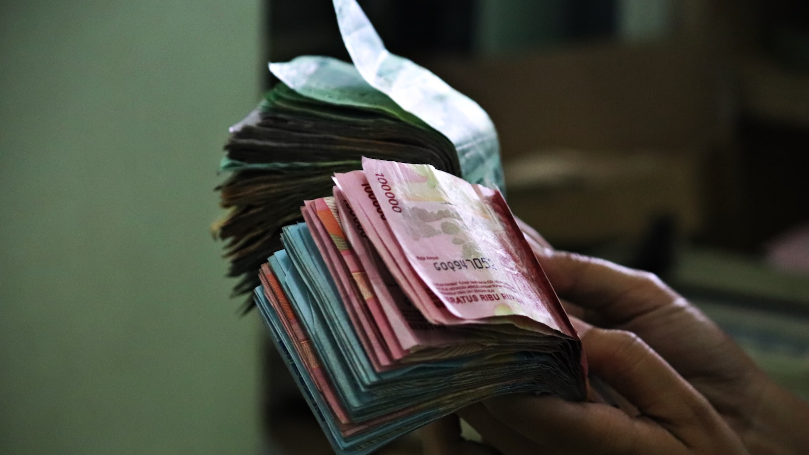 2. Aplikasi Pemutar‌ Uang: ⁤Temukan Cara Paling Efektif Menggunakan Kode Referral